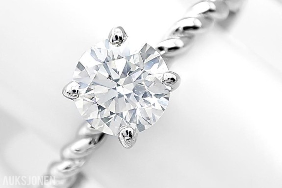 2026 Nydelige naturlige Diamant Ring 0.71 Karat + 14 K Hvitt gull Sertifikat inkl.
